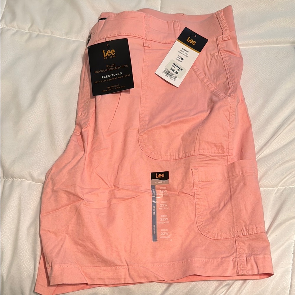 Lee Women's Coral Blush Shorts